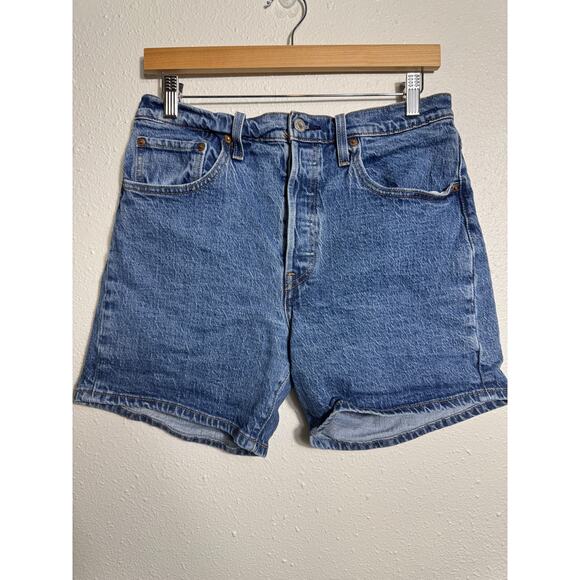Levi's 501 Midi Shorts - Picture 1 of 6